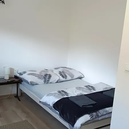 Stas-przy Szkole Nr3 W Skawie בית חווה *