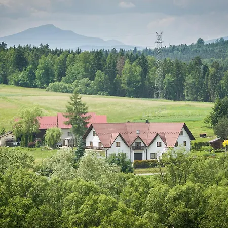 Stas-przy Szkole Nr3 W Skawie *